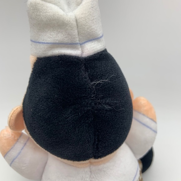 Disney Wishables Remy's Ratatouille Adventure Chef Auguste Gusteau 6" Mini Plush - Picture 5 of 9